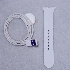 Apple Watch 3 M/L wristband piece and charger